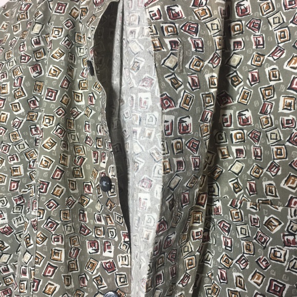 Perry Ellis Button down - Picture 4 of 4